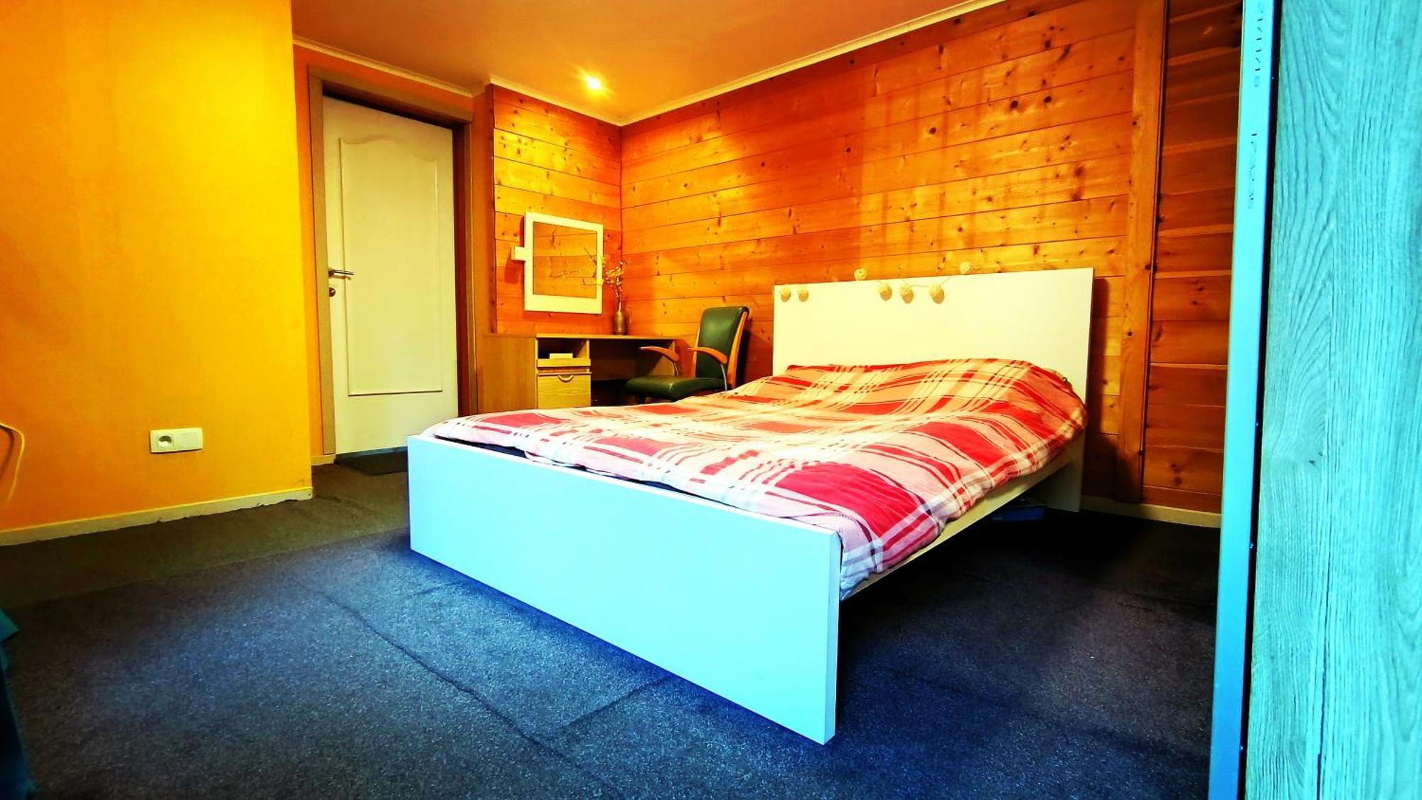 Cozy Bedroom With Attached Bathroom Garden Free Parking * Kortemark